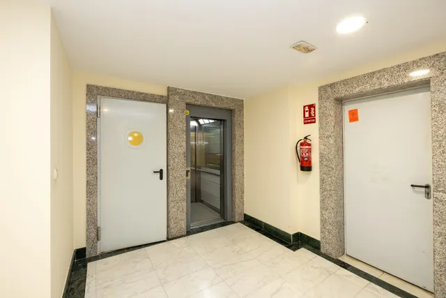 MAGNIFICO DUPLEX EN SANTA FE MUY LUMINOSO Y CON VISTA DESPEJADA. — 33