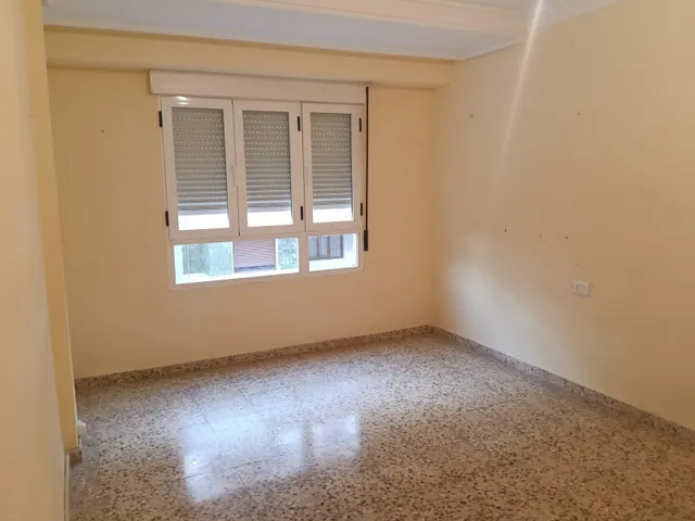 Piso en zona San José - Ontinyent — 11