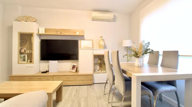 ¡ESPECTACULAR CASA TOTALMENTE REFORMADA EN MARACENA! - foto 4