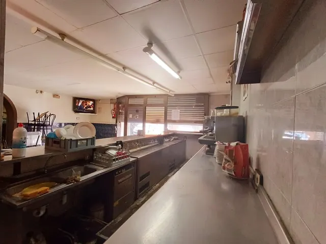 Oportunidad Única: Local Comercial — 6