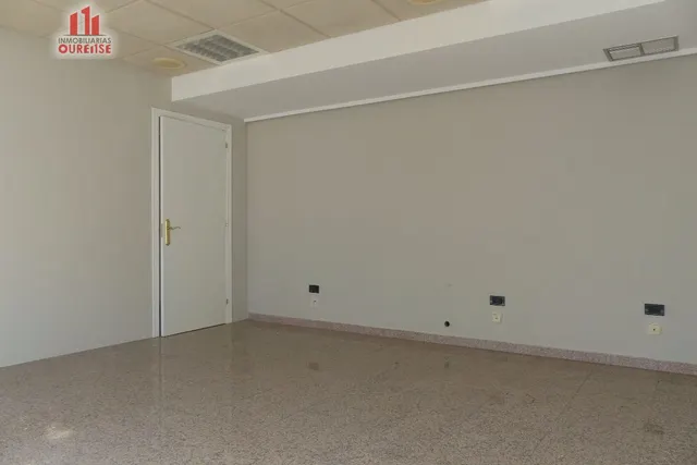 OFICINA EN PLENO CORAZÓN DE OURENSE — 6