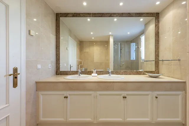 Chalet 5 habitaciones 536m² en venta - El Madroñal — 34