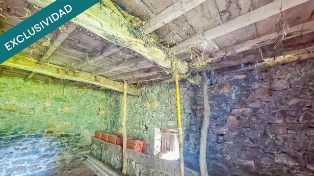 Más de una hectárea de Asturias, una cabaña de piedra y todo el valle por delante. — 14