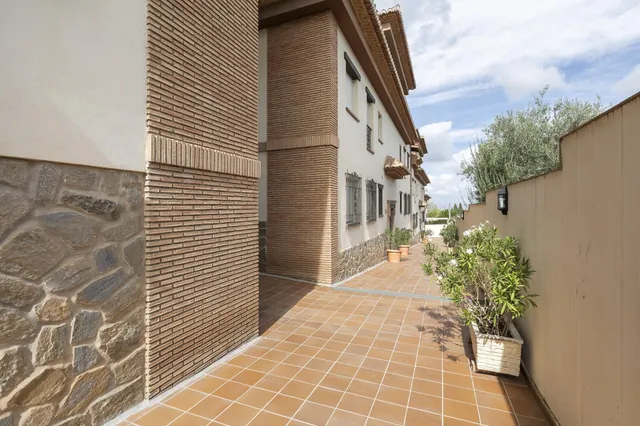 Ático en venta en La Zubia — 5