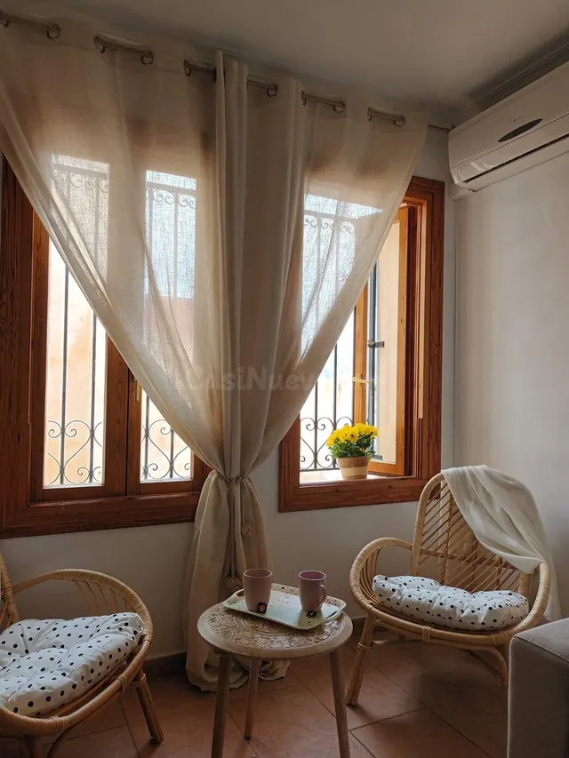 Encantador apartamento de 2 dormitorios en el casco antiguo  - foto 2