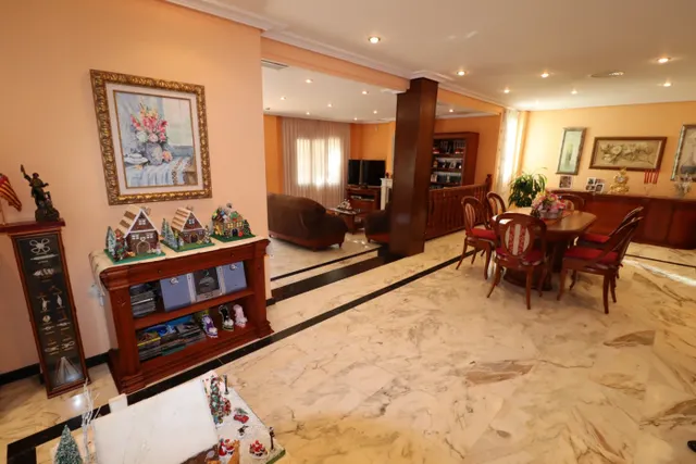 Chalet en el centro de Campolivar Godella — 13