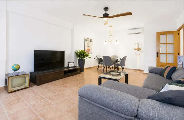 Piso disponible de 2 habitaciones en el Cabanyal. — 15