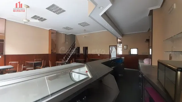CAFETERÍA PARA EMPEZAR A TRABAJAR EN MARIÑAMANSA. — 2