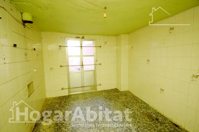 ¡GRAN OPORTUNIDAD! DOS CASAS CON TERRAZA Y BALCÓN — 18