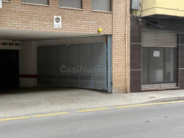 Garaje venta en Castellón, zona Ronda Mijares, plaza amplia  - foto 2