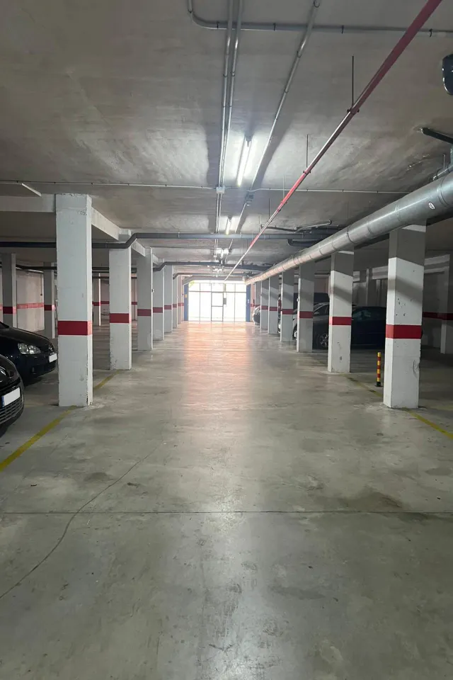 Espacioso Apartamento cerca de la Playa y Puertomarina — 19