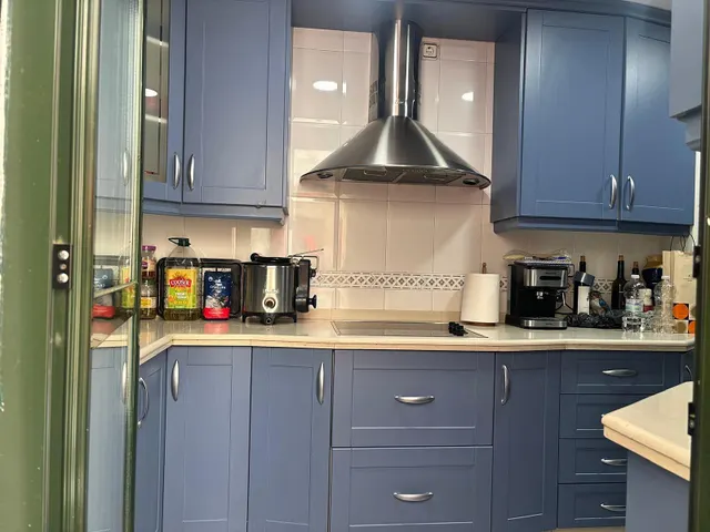 Piso junto a maría la judia, con garaje, trastero y piscina — 10