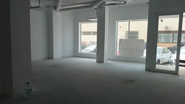 ¡NUEVO LOCAL COMERCIAL EN SABINILLAS! REFORMADO, LISTO PARA  - foto 2