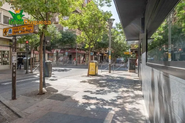 3 PLAZAS DE APARCAMIENTO juntas en Pedro Antonio de Alarcón. — 22