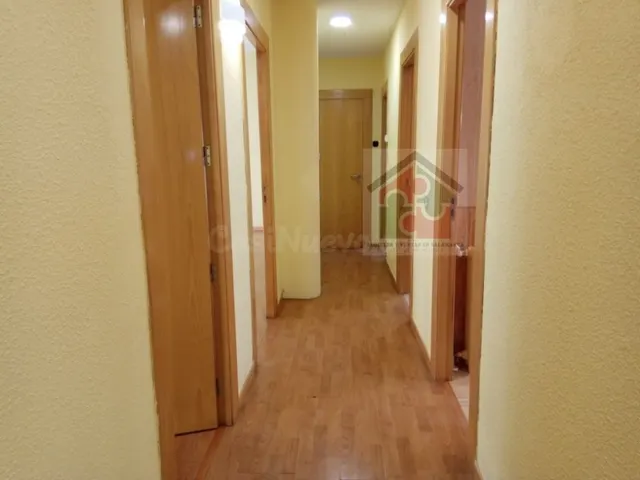 Piso 3 habitaciones 160m² en alquiler - Centro - foto 2