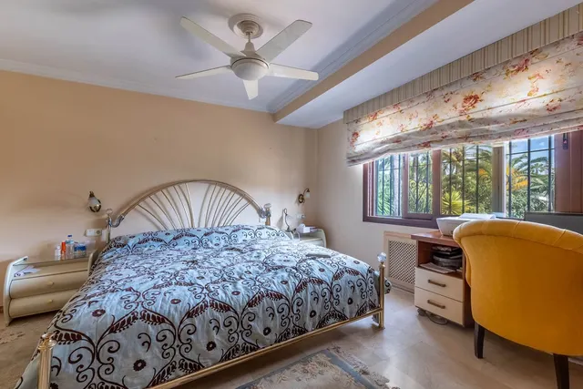 Chalet 7 habitaciones 852m² en venta - Marbella — 46