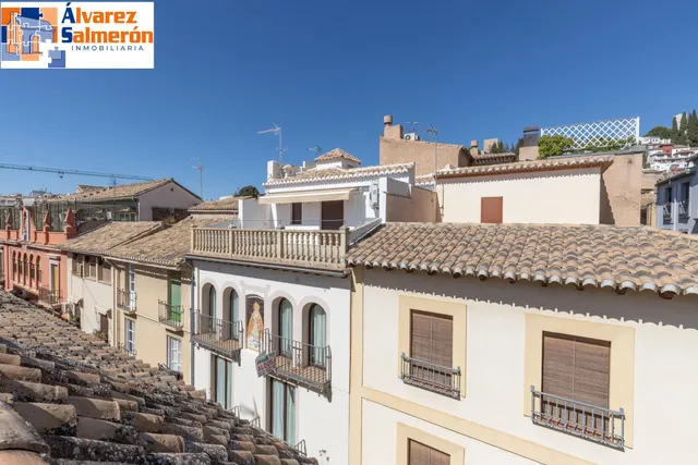 ¡CASA CON ENCANTO Y VISTAS EN PLENA PLAZA DE SANTO DOMINGO... EN EL EMBLEMÁTICO BARRIO DEL REALEJO! — 29