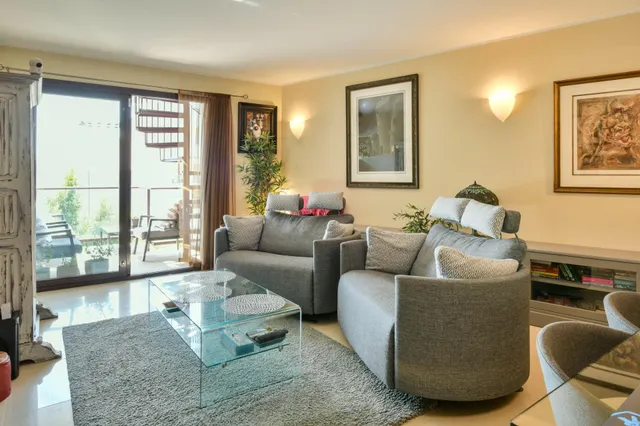Precioso ático con terraza privada — 24
