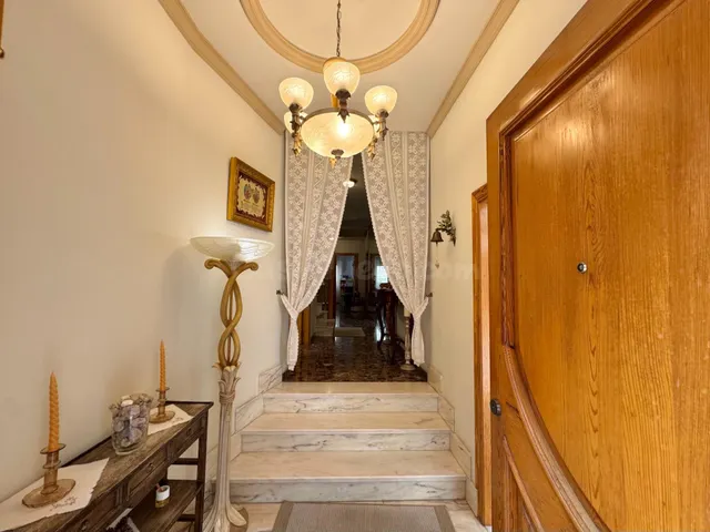 MAGNIFICA CASA EN SILLA CON 6 habitaciones - foto 4