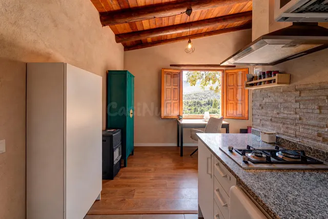 Finca rústica con caseta de retiro en Valderrobres - foto 4
