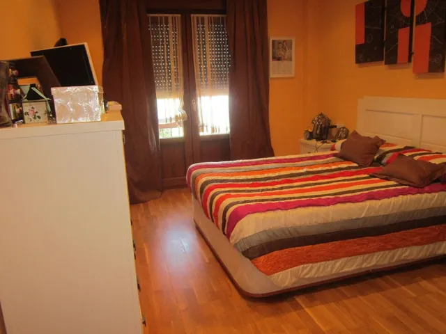 APARTAMENTO, 80 M2, SALÓN, COCINA, 2 HAB., 2 BAÑOS, TRASTERO, 2 P.GARAJE. MUCHAS MEJORAS. EXTERIOR. — 26