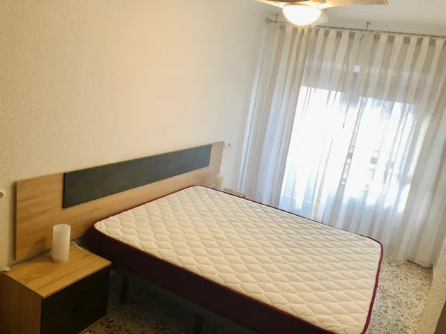 Piso céntrico para alquiler anual en Guardamar - Disponible 1 Noviembre — 23