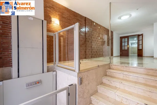 Piso reformado junto a triunfo — 19