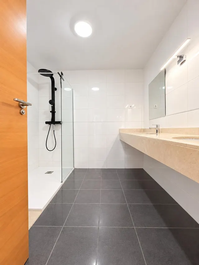 Estupendo piso para entrar a vivir. Zona Benisaudet. — 22