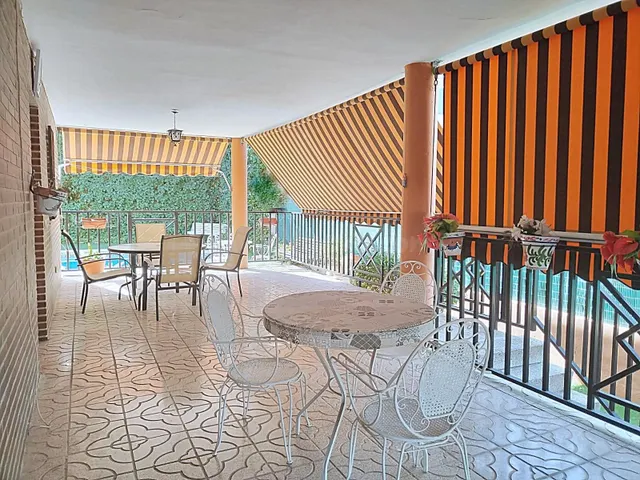 Esta casa no trata sólo de metros cuadrados.... ¡ ES EL GRAN ESCENARIO DE TU VIDA ! — 3