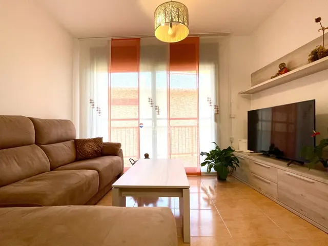 Espectacular piso en el centro de Vilajuïga, con trastero y  - foto 2