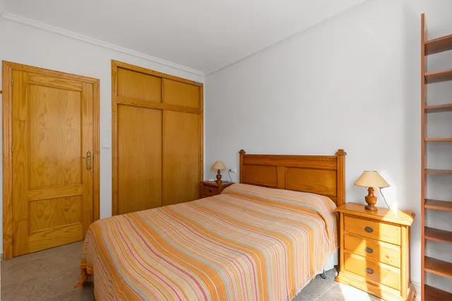 Oportunidad junto a la playa de los Locos, 2 dormitorios piscina y garaje — 13
