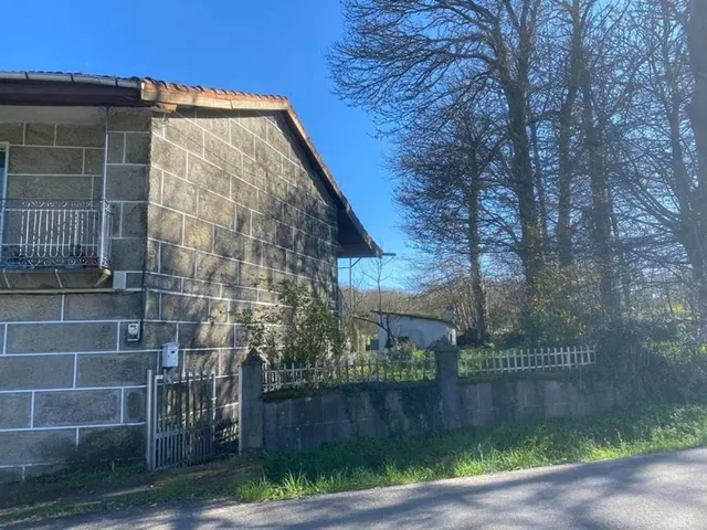 CASA CON FINCA EN BAÑOS DE MOLGAS - foto 2