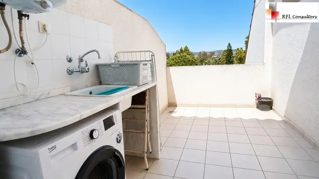 GRAN ÁTICO CON 3 TERRAZAS EN URBANIZACIÓN DE LUJO — 13
