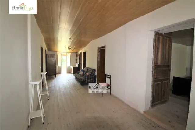 2 CASAS DE PIEDRA EN O CORGO — 34