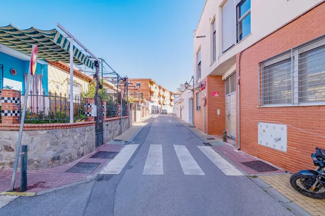 Piso en Peligros: 3 dormitorios,2 baños, patio, ascensor,garaje y trastero — 32