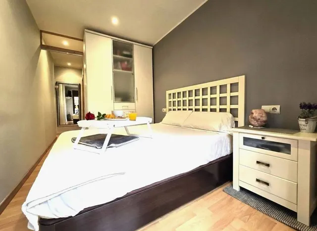 PRECIOSO y PRÁCTICO PISO para entrar a vivir -Zona Carrer Ample/ Pl. LLibertat de Reus- — 18