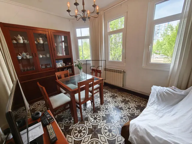 Casa con jardín y garaje en Porta Nova, Ferrol — 15