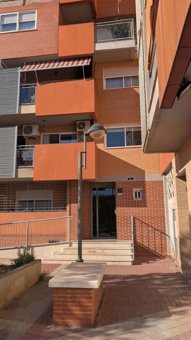Piso en zona de juan de borbón — 26