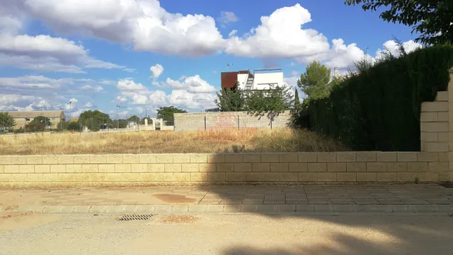 OPORTUNIDAD! SE VENDE ESPECTACULAR SOLAR DE CASI 1000 METROS