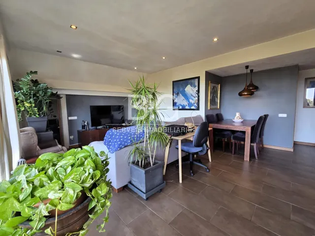 Espectacular casa con jardín y piscina privada en la ciudad de mataro — 13