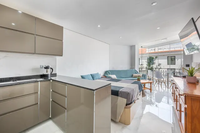 Estudio en venta en Fuengirola zona Santa Amalia - foto 2