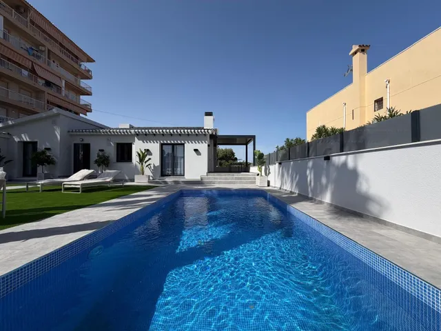 Villa 4 habitaciones 103m² en venta - Punta Prima — 11