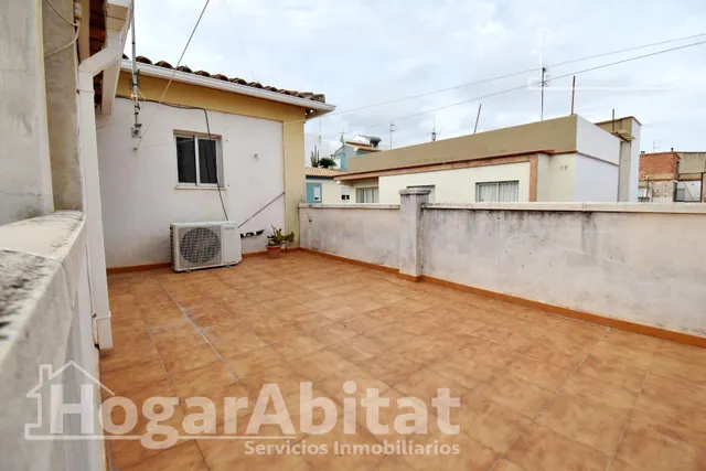 ¡Centro de Pego! Ático dúplex amplio, esquinero y semireformado con terraza y trastero — 9