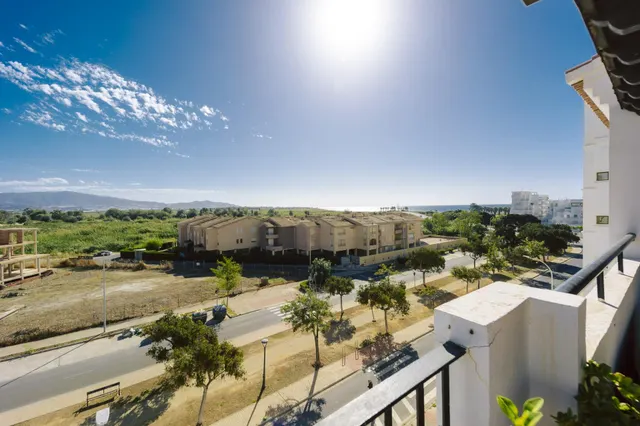 FANTASTICO PISO CON TERRAZA JUNTO AL MAR — 23