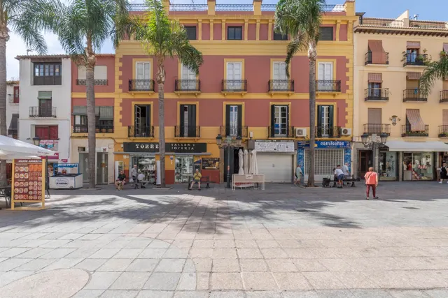 Magnífico piso señorial en el corazón de Almuñécar!! - foto 2