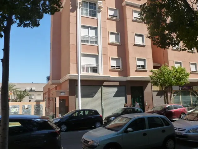 ALTABIX - LOCAL DE ESQUINA DE 547 M2 — 4