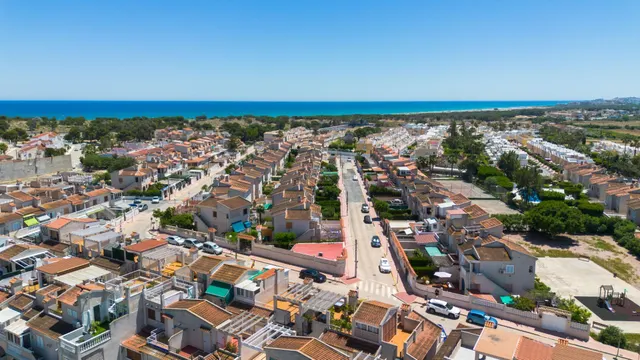Vivienda en planta baja con dos terrazas frente a la piscina en El Moncayo – Guardamar del Segura — 36