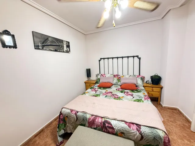 Apartamento de 2 dormitorios con orientación sur y garaje a 650 metros de playa del cura!!!!! — 21
