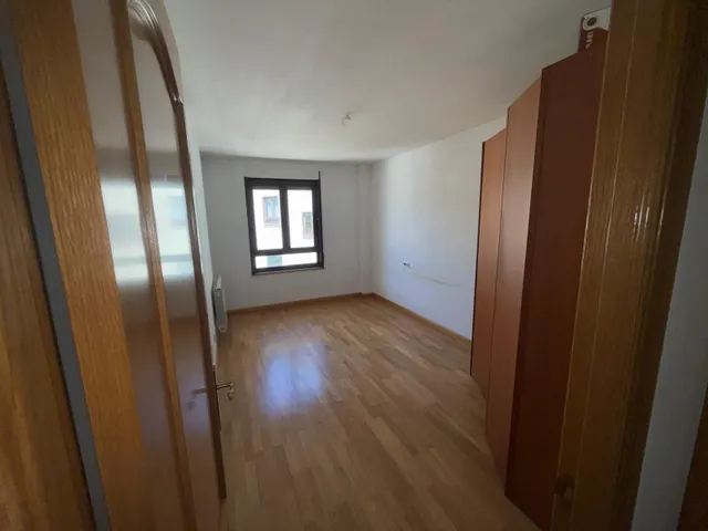 ESTUPENDO PISO EN ZONA ALTA DE PONFERRADA — 23