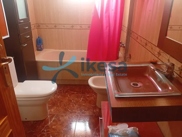 Atractivo Piso de 2 habitaciones en El Ejido Sur — 10